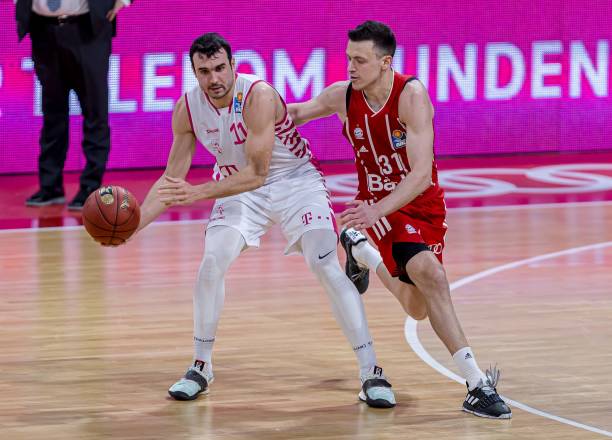 他良好的跑 他良好的跑